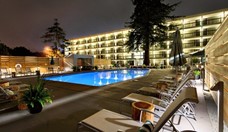 Hotel Paradox Santa Cruz