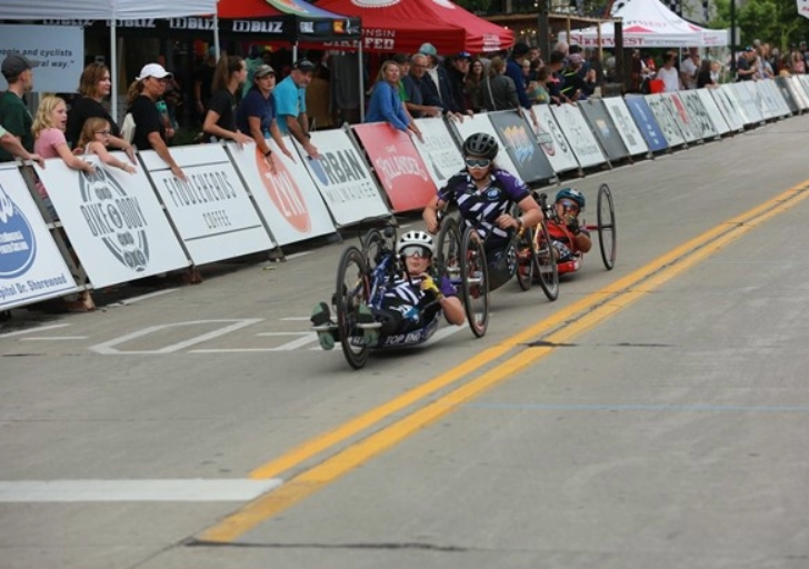 CAF women’s handcyclists lead the race during the Tour of America’s Dairyland event.